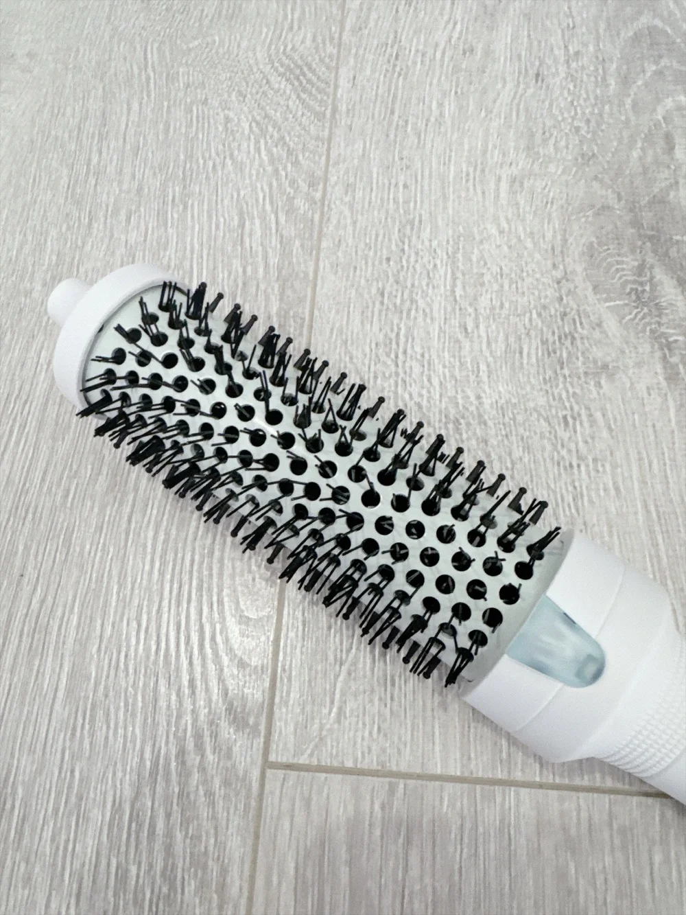 Mane - It's Giving Body Medium Hot Thermal Round Brush